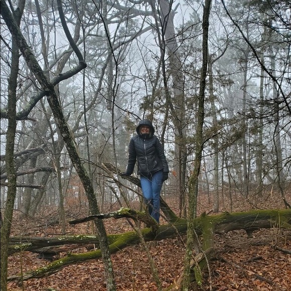 Meet your Posher, Brenda - Picture 2 of 5